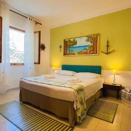 L'hibiscus Di Lucia Casa vacanze *