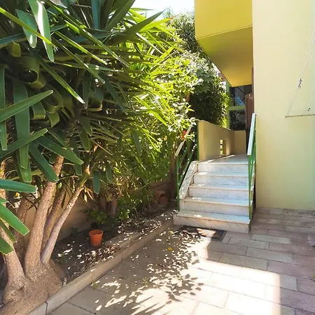 Casa vacanze L'hibiscus Di Lucia *